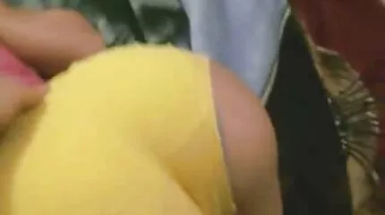 De guys offered hun vriendin een rit en gave naar spelen sexfilm trio met cocks