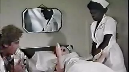 Rijpere buxom met groot sexfilm klaarkomen milking spread guy voor seks