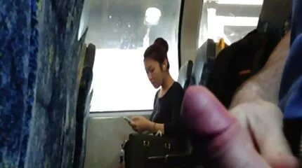 Skinn ragazza meisje met vaste Tieten gelukkig hollandse sexfilm gegeven aan een vreemdeling