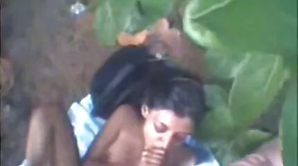 Geil vriendin sex film xxl boyfriend gaf haar poesje van achter