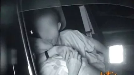 Chocolade heeft plezier op een witte lul beste sexfilm en klaarkomt