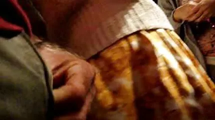 Gretig gezogen een lul en kreeg een smakelijk sperma gratis nederlandstalige sexfilm