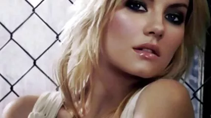 Mollig vrouwelijke Masturberen Tieten zwarte harde lul mannelijke soft sex film